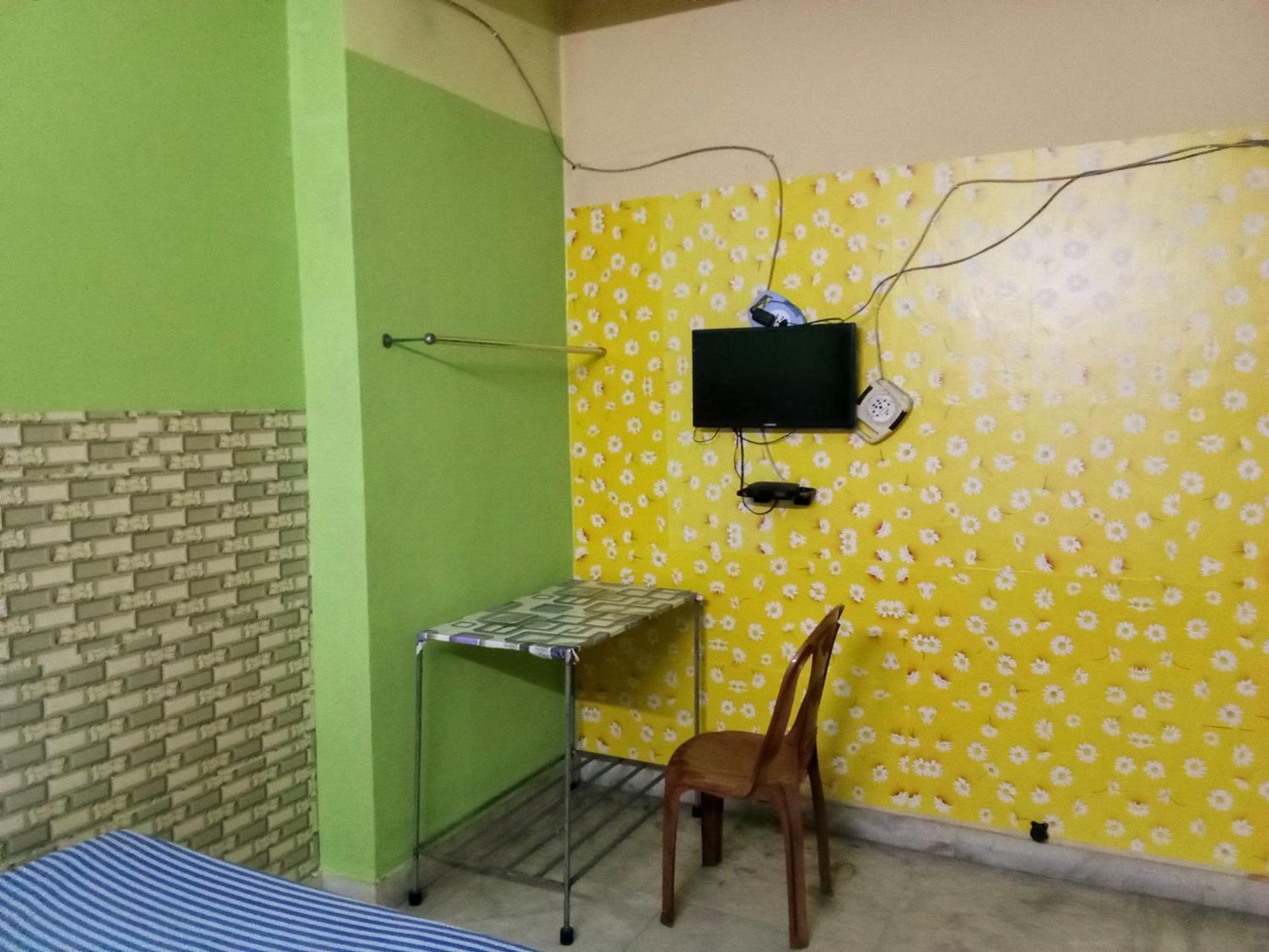כלכותה Amar Priya Guest House מראה חיצוני תמונה